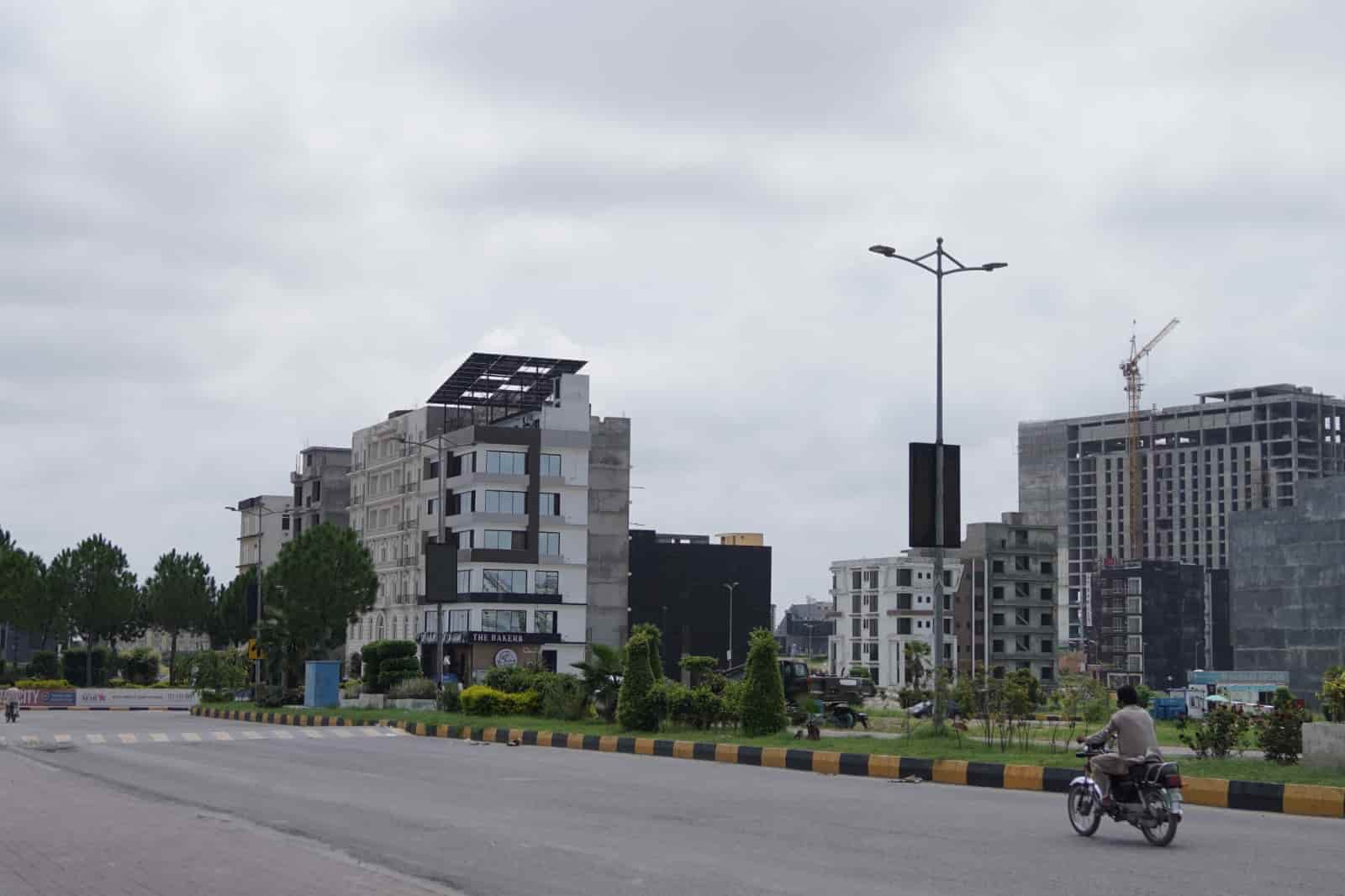 Main Boulevard, Mumtaz City, Islamabad